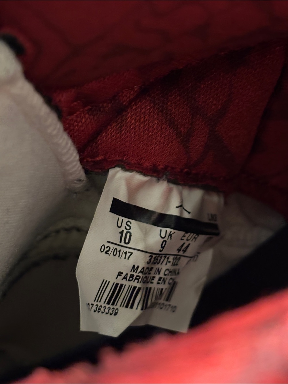 Spizikes Jordan Retro High-Top Sneakers in White, Red and Black and grey - Picture 4 of 7